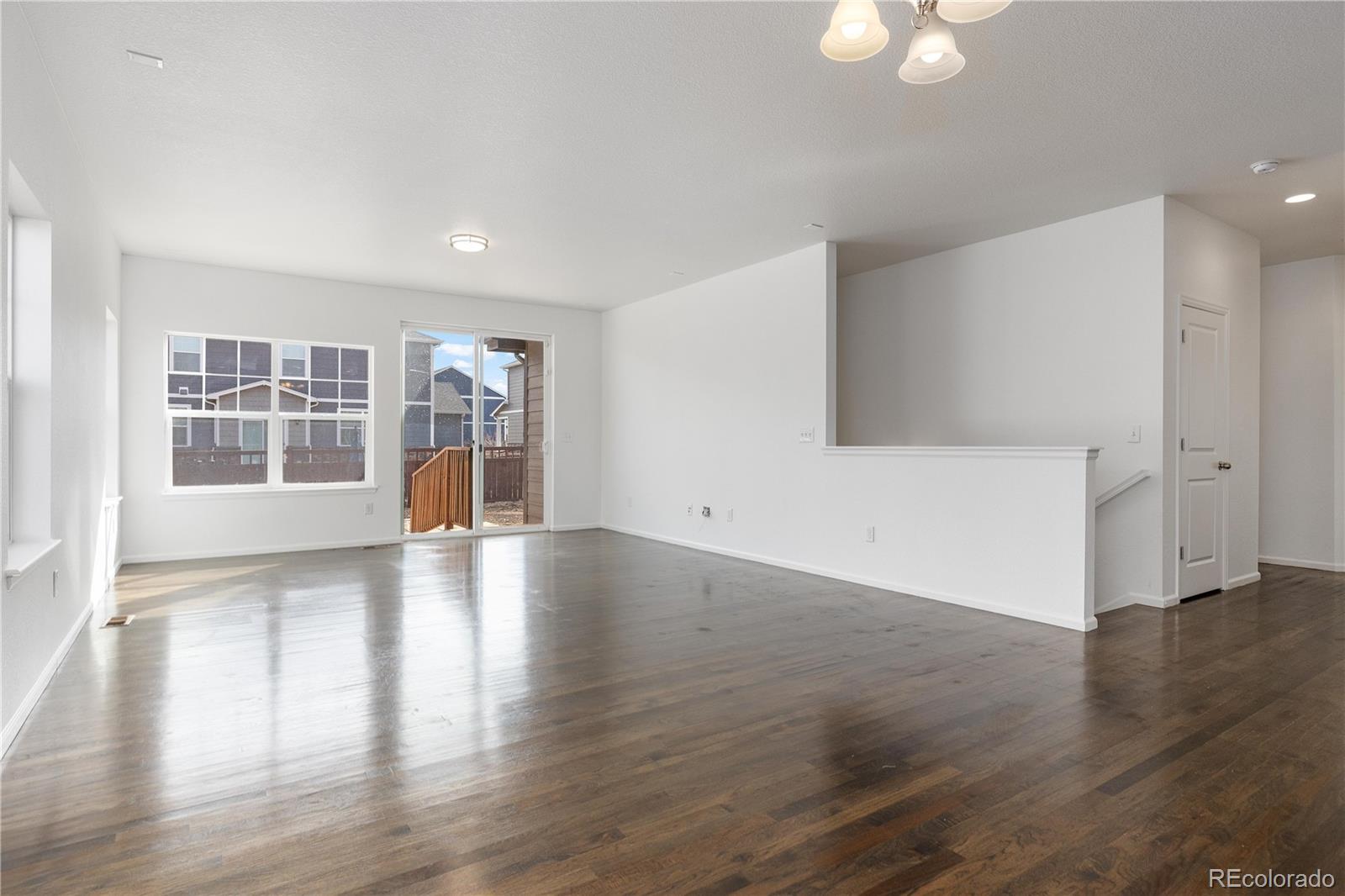 MLS Image #8 for 6284 n genoa way,aurora, Colorado