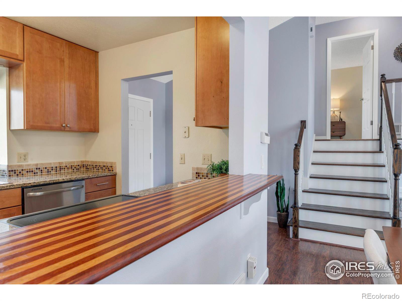 MLS Image #5 for 720 w dahlia street,louisville, Colorado