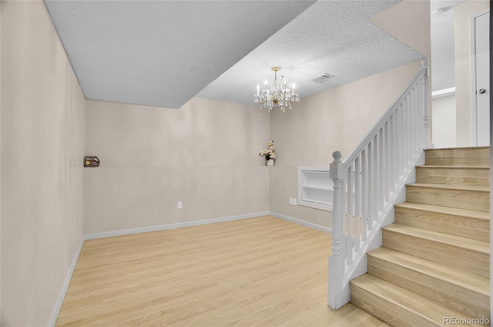 MLS Image #14 for 903 e 7th avenue,broomfield, Colorado