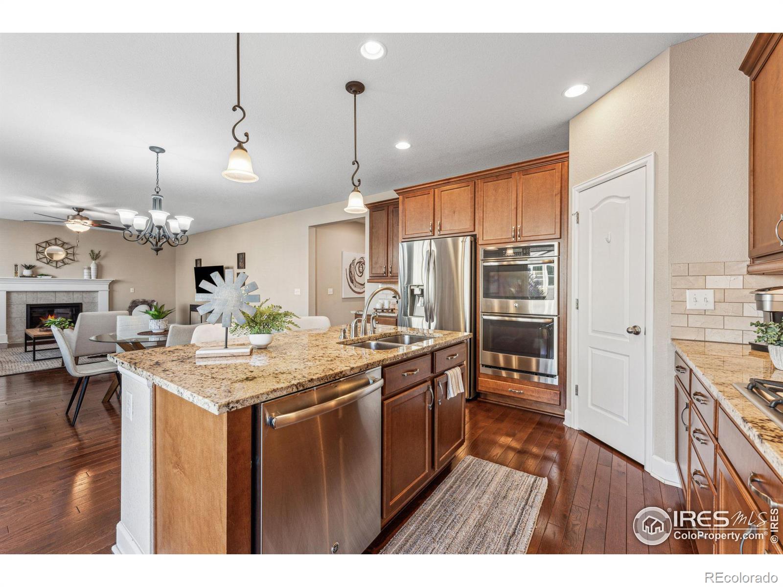 MLS Image #12 for 29  sun up circle,erie, Colorado