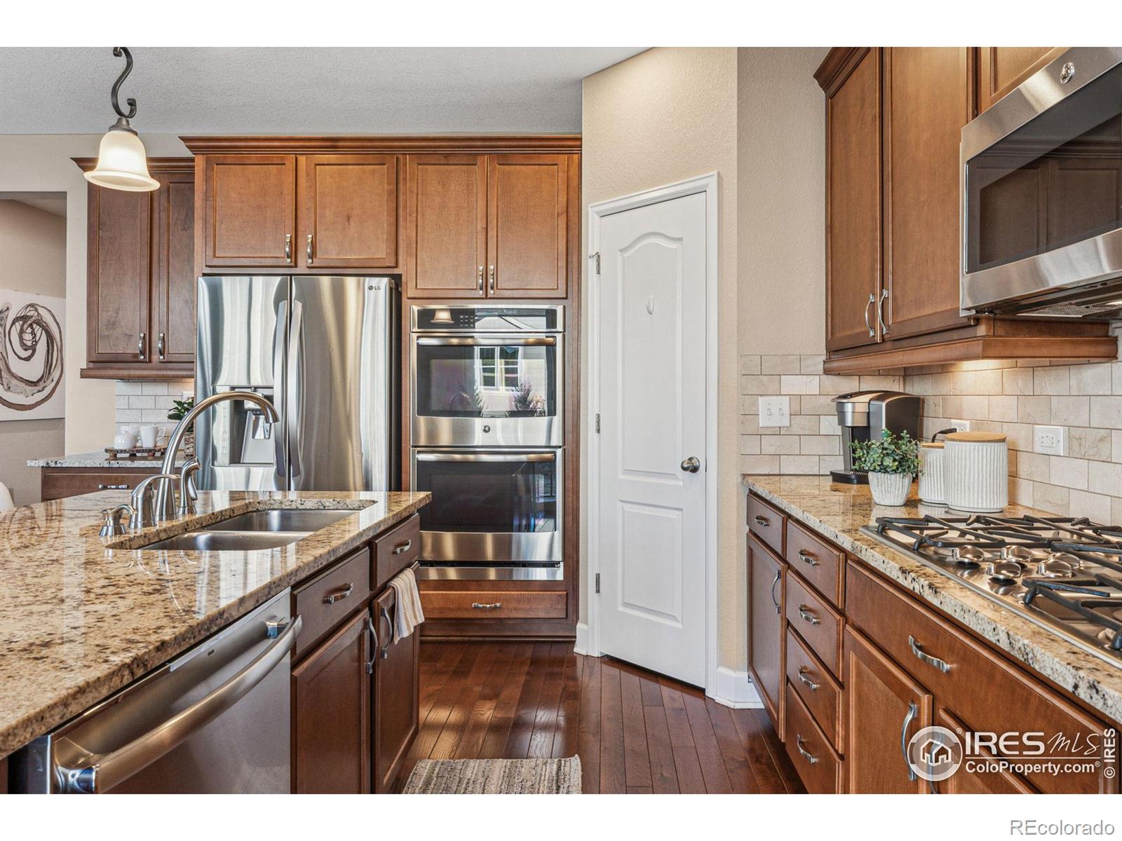 MLS Image #13 for 29  sun up circle,erie, Colorado