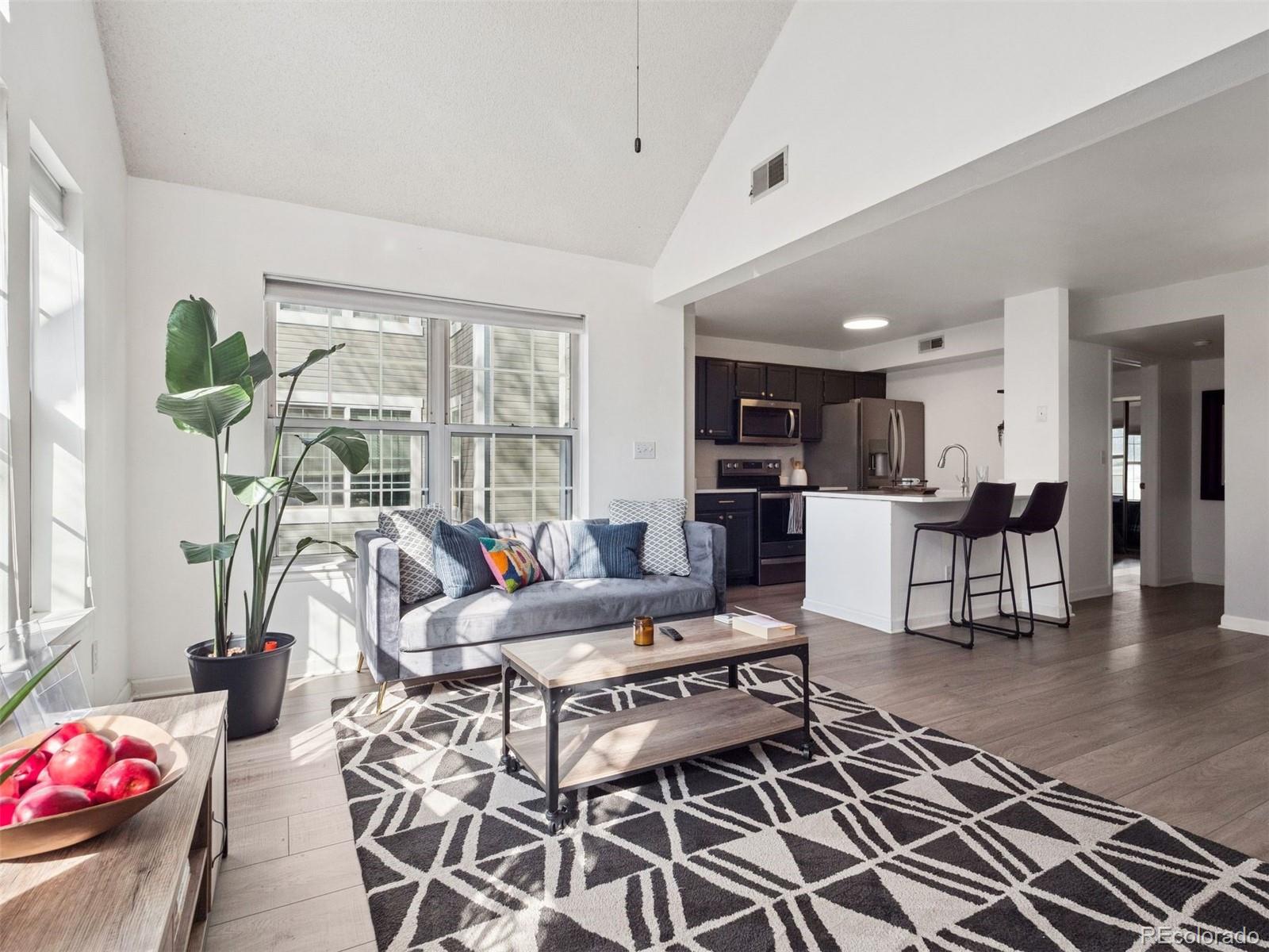 MLS Image #2 for 6755 s ivy street a7,centennial, Colorado