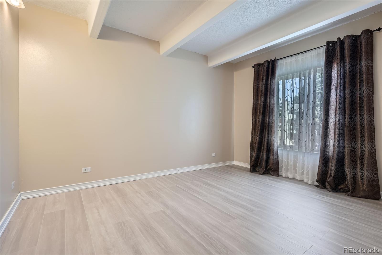 MLS Image #6 for 9995 e harvard avenue,denver, Colorado