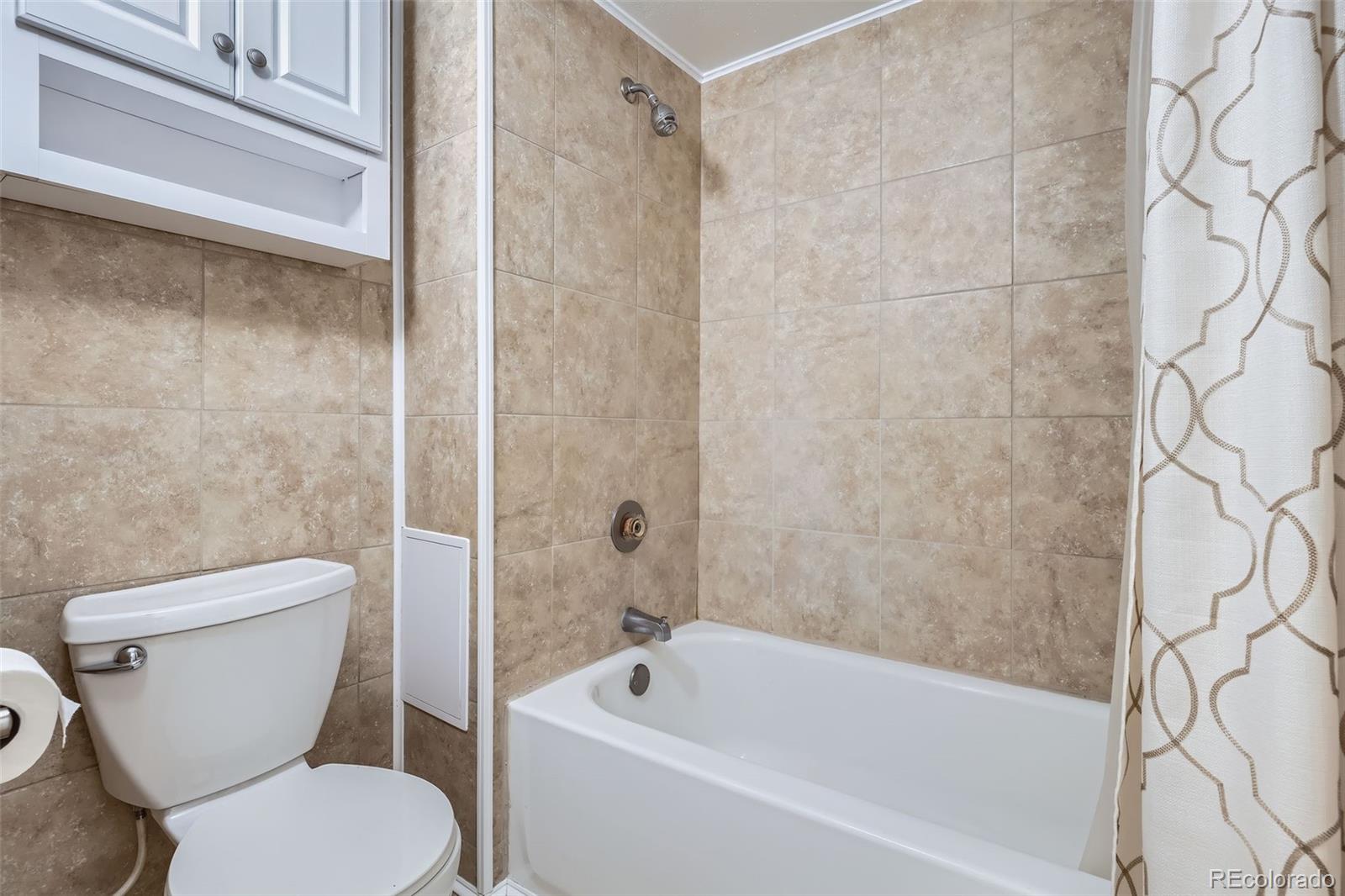 MLS Image #8 for 9995 e harvard avenue,denver, Colorado