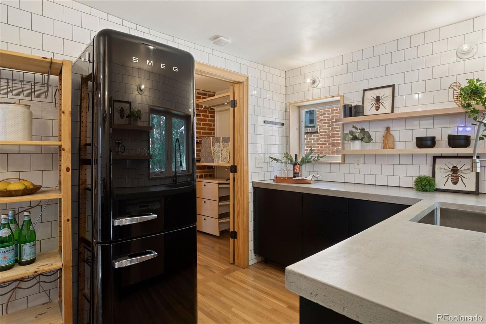 MLS Image #12 for 825 s grant street,denver, Colorado