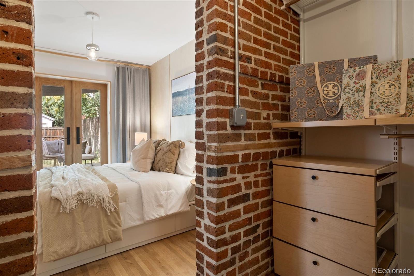 MLS Image #19 for 825 s grant street,denver, Colorado