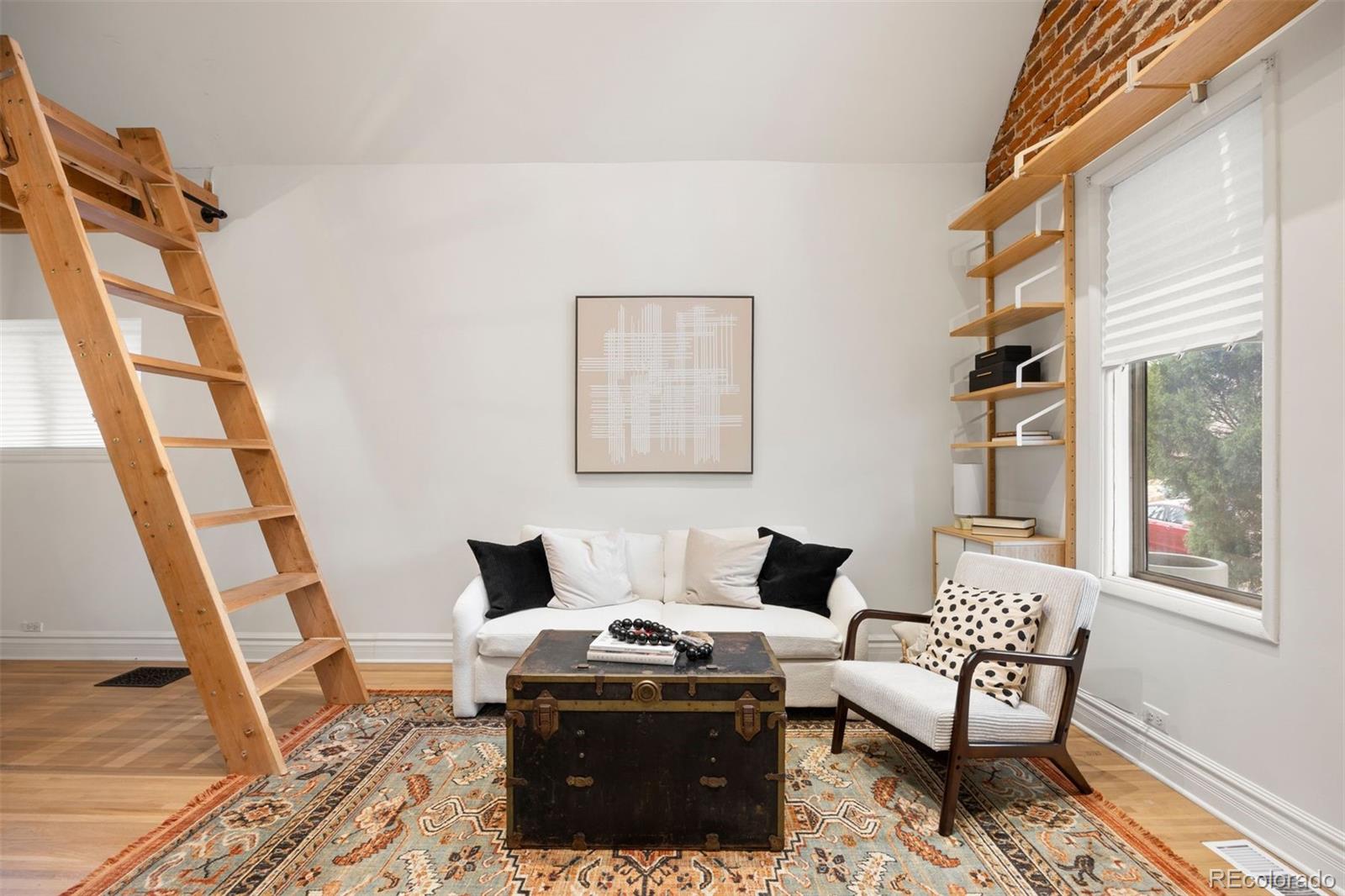 MLS Image #2 for 825 s grant street,denver, Colorado