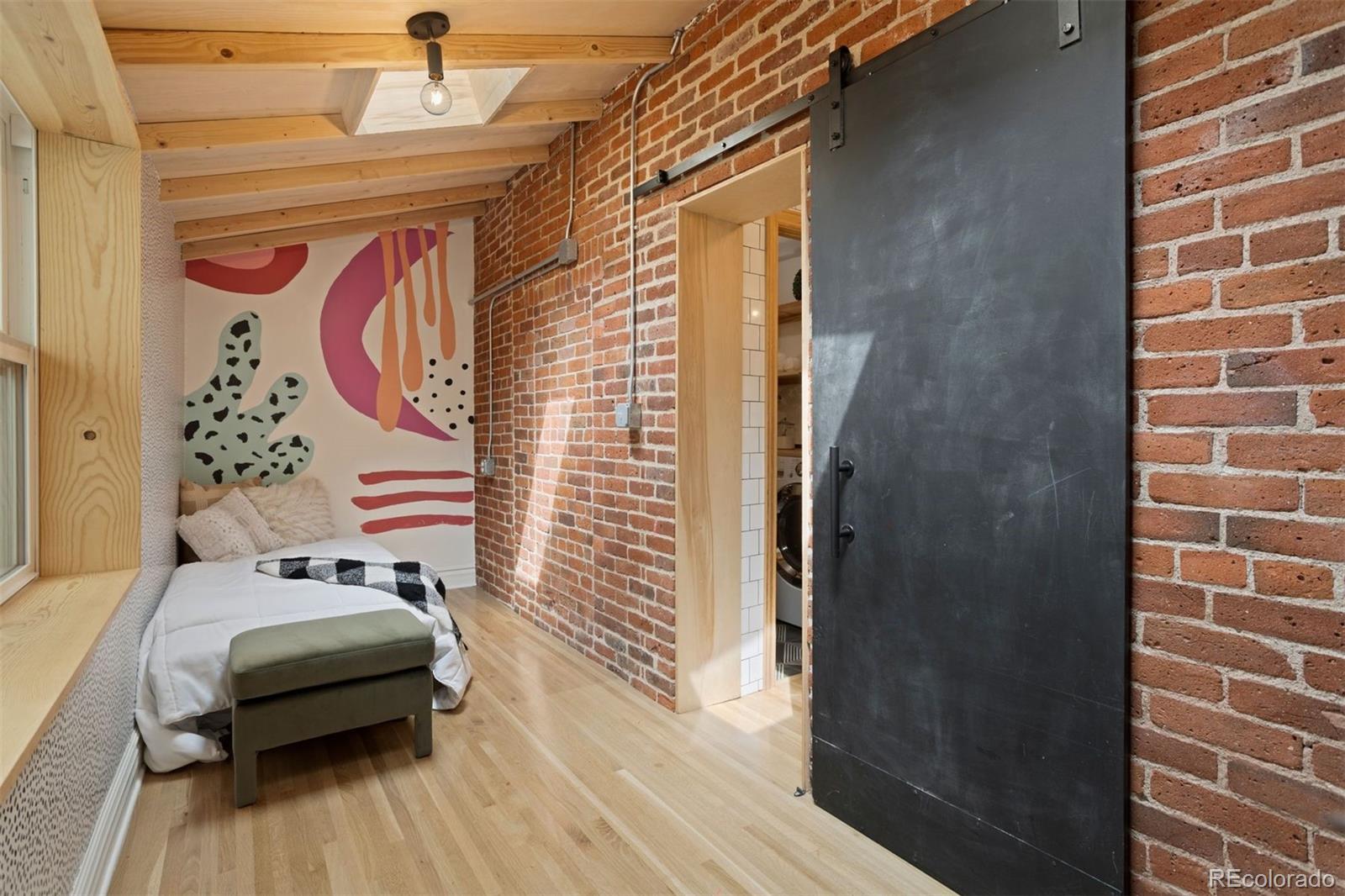 MLS Image #27 for 825 s grant street,denver, Colorado