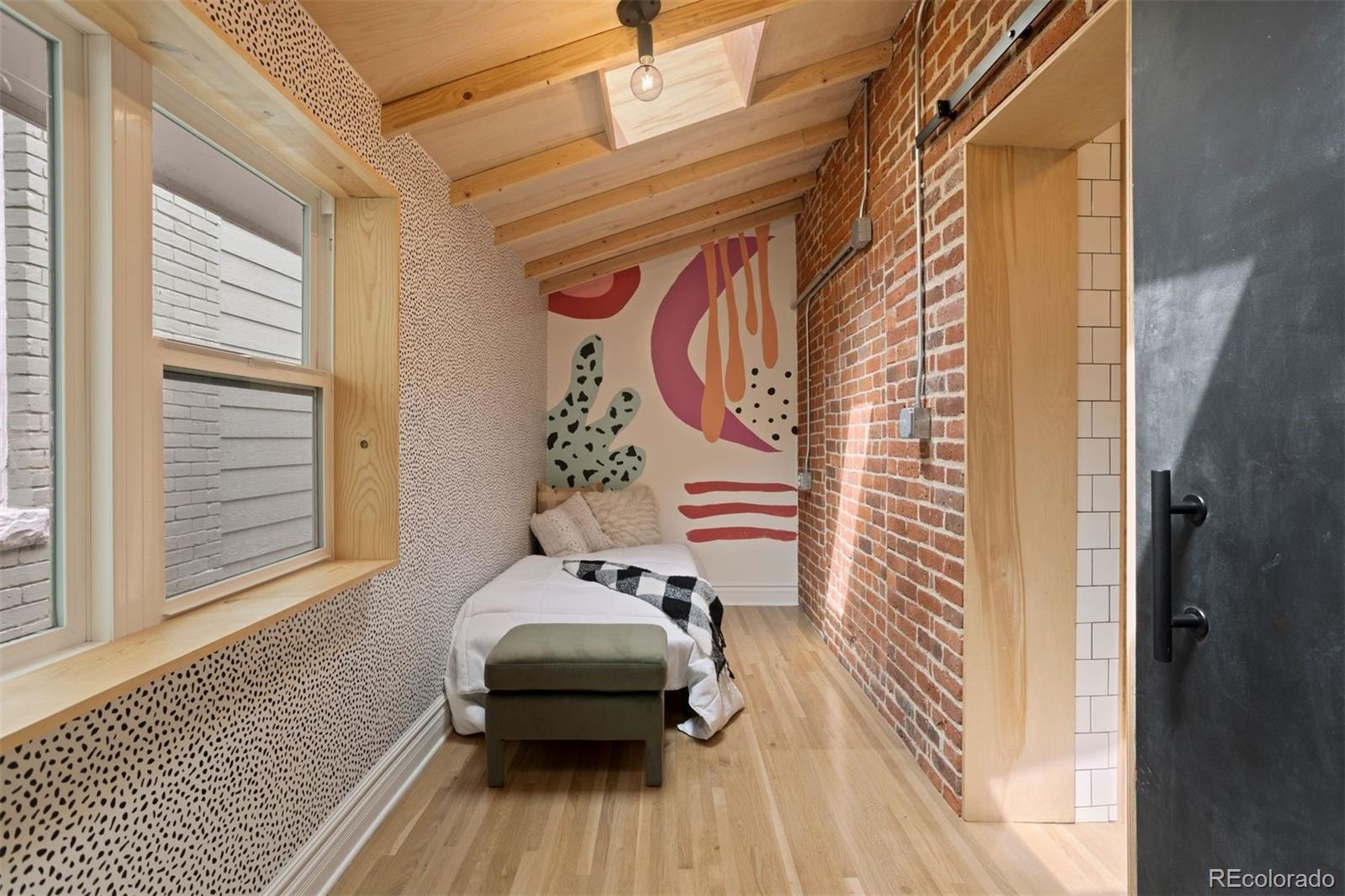 MLS Image #28 for 825 s grant street,denver, Colorado
