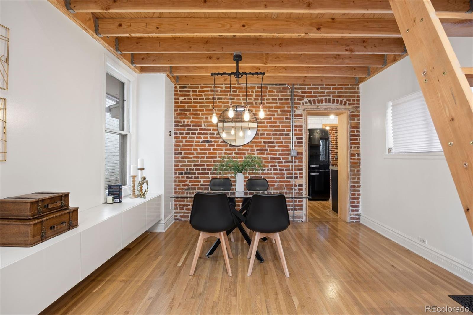 MLS Image #7 for 825 s grant street,denver, Colorado