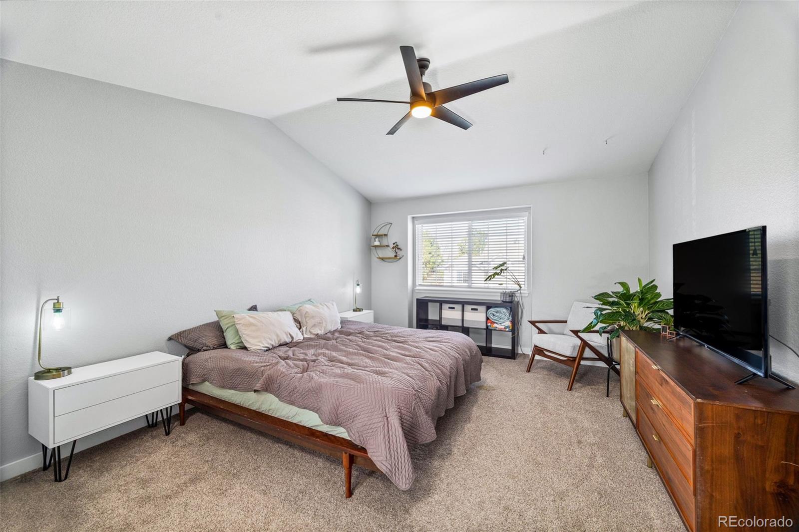 MLS Image #7 for 1885 s quebec way,denver, Colorado