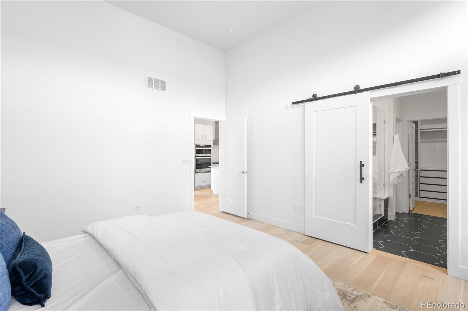 MLS Image #17 for 9976 e 63rd avenue,denver, Colorado