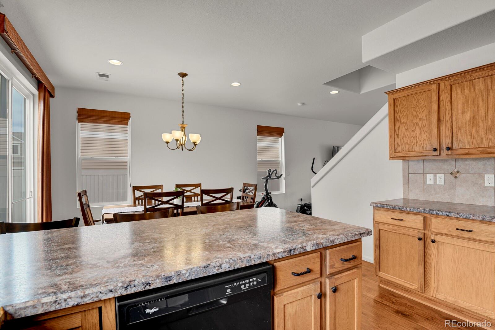 MLS Image #15 for 20826  robins drive,denver, Colorado