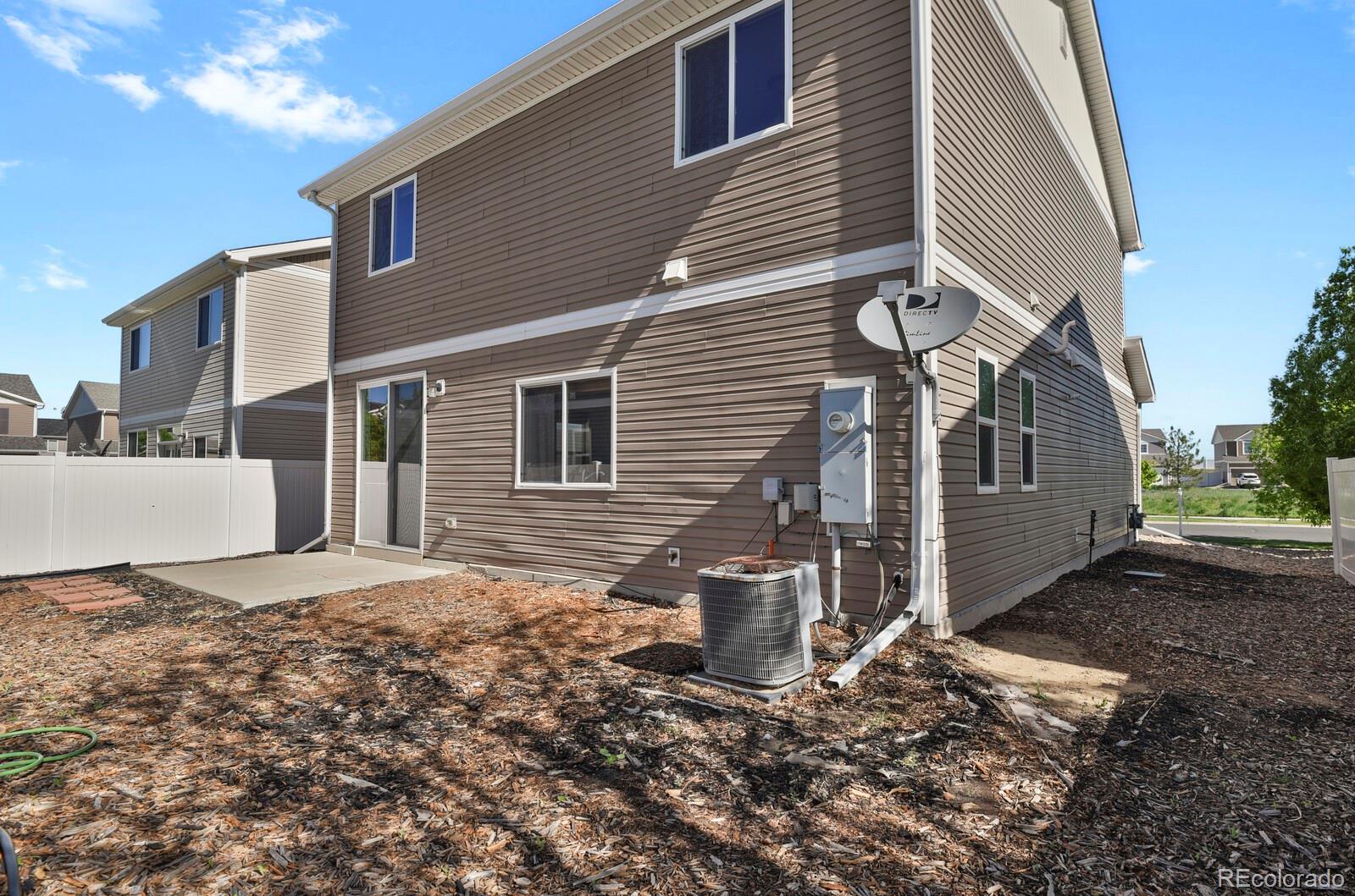 MLS Image #4 for 20826  robins drive,denver, Colorado