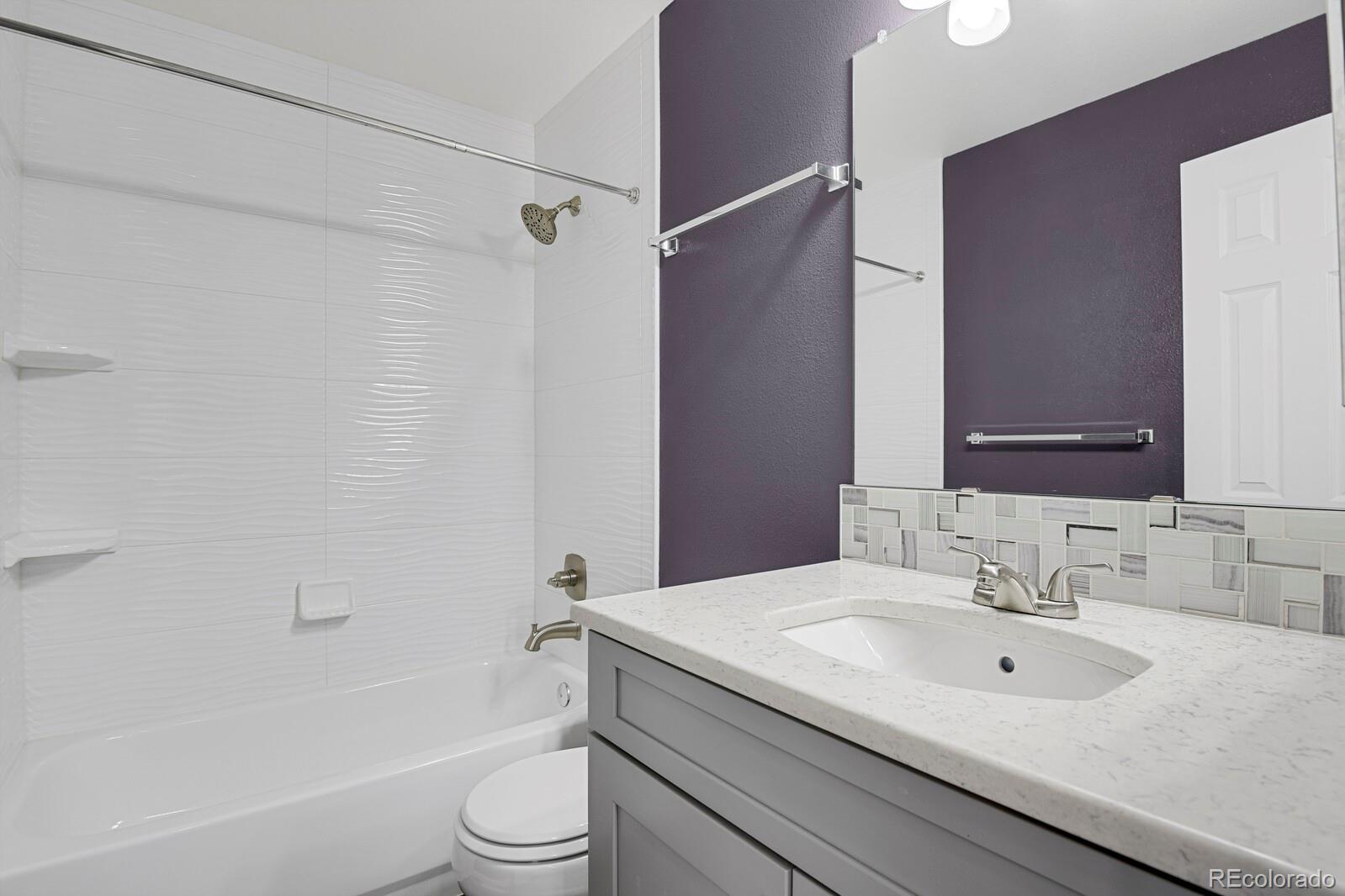 MLS Image #26 for 5521 s yakima street,aurora, Colorado
