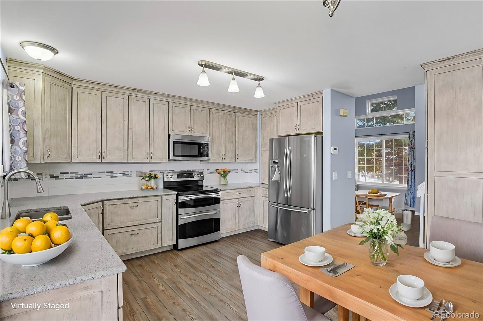 MLS Image #7 for 5521 s yakima street,aurora, Colorado