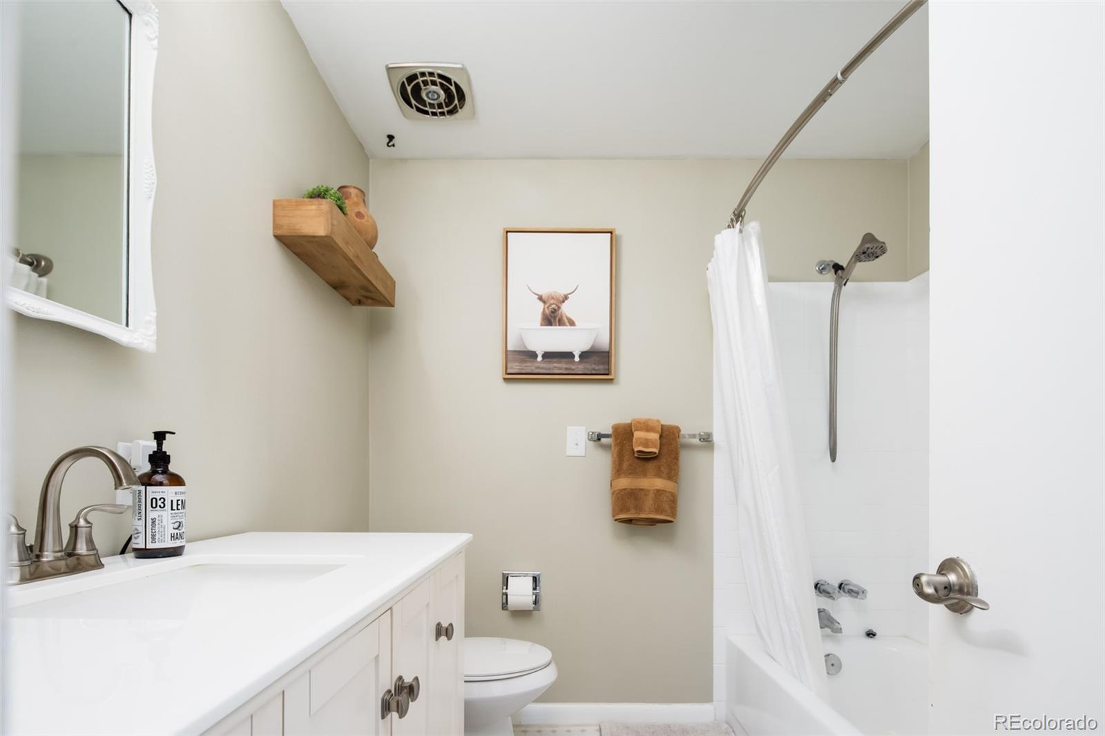 MLS Image #14 for 742  yank street,lakewood, Colorado