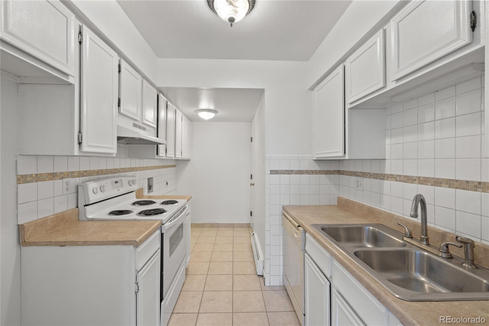 MLS Image #6 for 6905  mariposa street,denver, Colorado