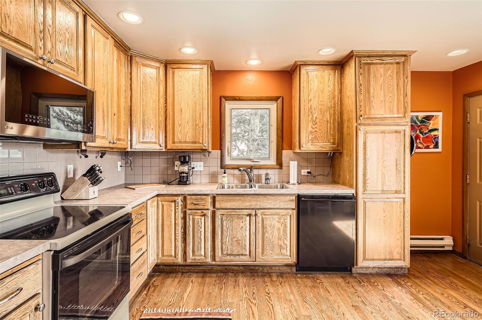 MLS Image #11 for 17306 w 17th place,golden, Colorado