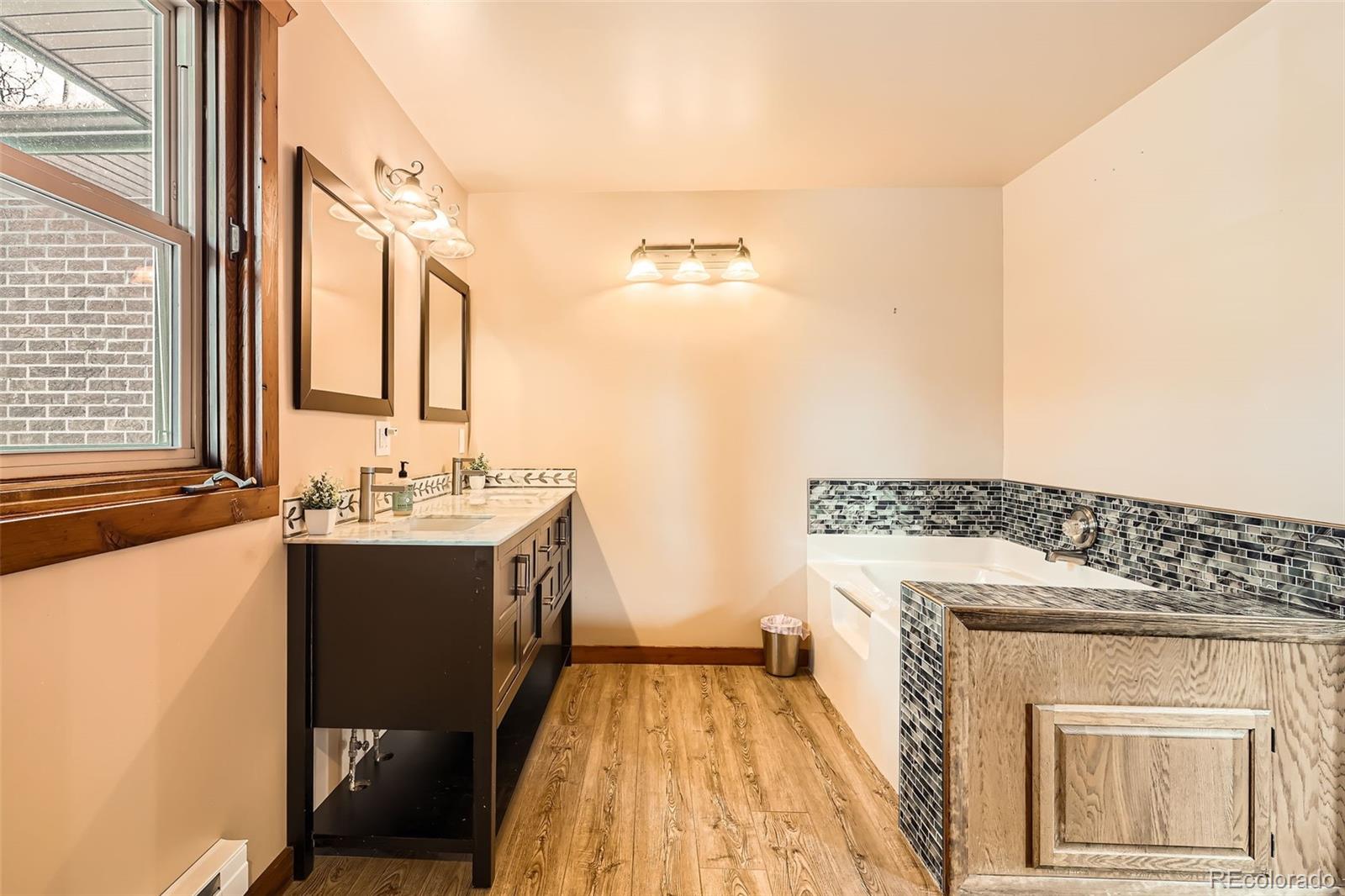 MLS Image #16 for 17306 w 17th place,golden, Colorado