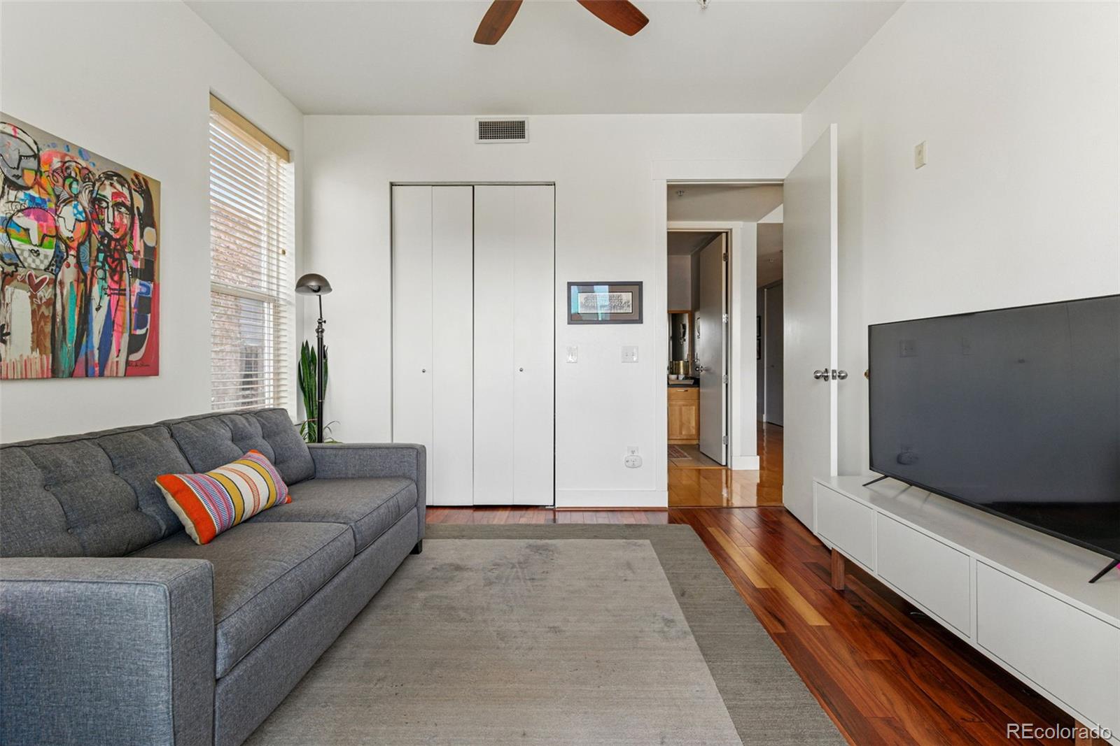 MLS Image #21 for 1738 n franklin street,denver, Colorado