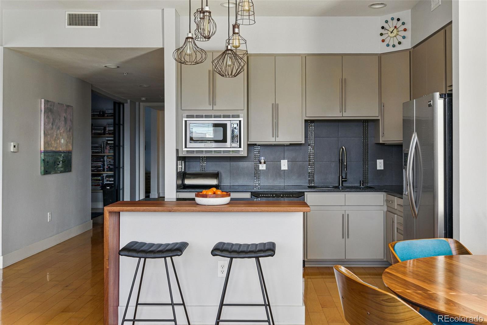 MLS Image #6 for 1738 n franklin street,denver, Colorado