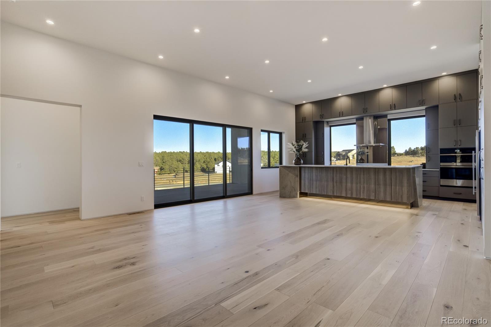 MLS Image #10 for 4118  pinehurst circle,colorado springs, Colorado