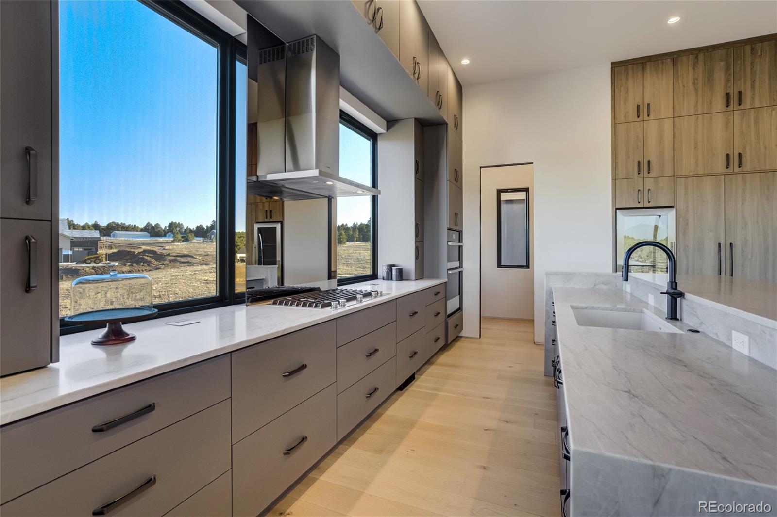 MLS Image #13 for 4118  pinehurst circle,colorado springs, Colorado