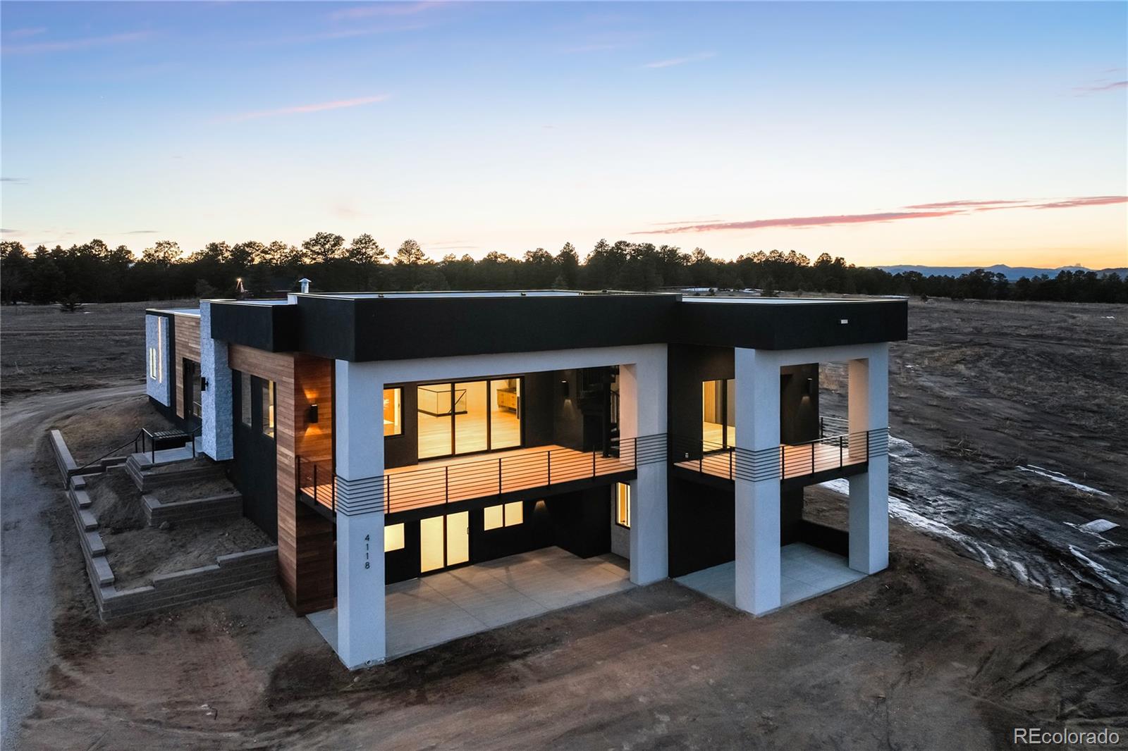 MLS Image #2 for 4118  pinehurst circle,colorado springs, Colorado