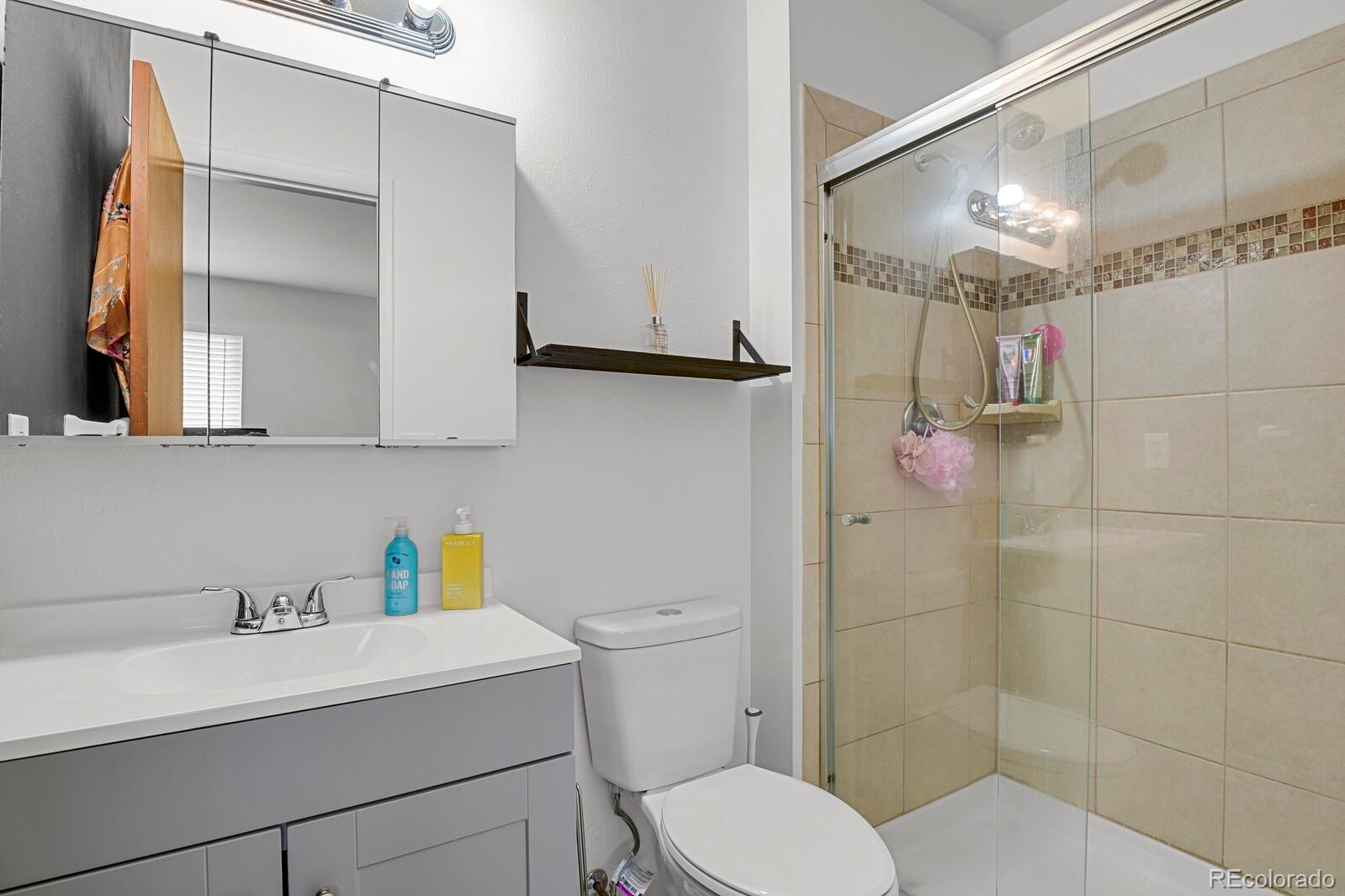 MLS Image #14 for 8755  chase drive,arvada, Colorado