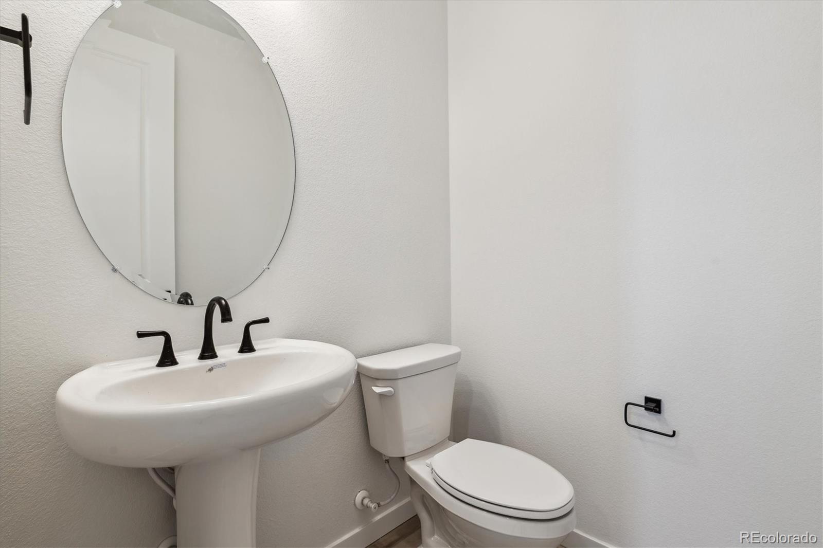MLS Image #3 for 574  penn road,elizabeth, Colorado