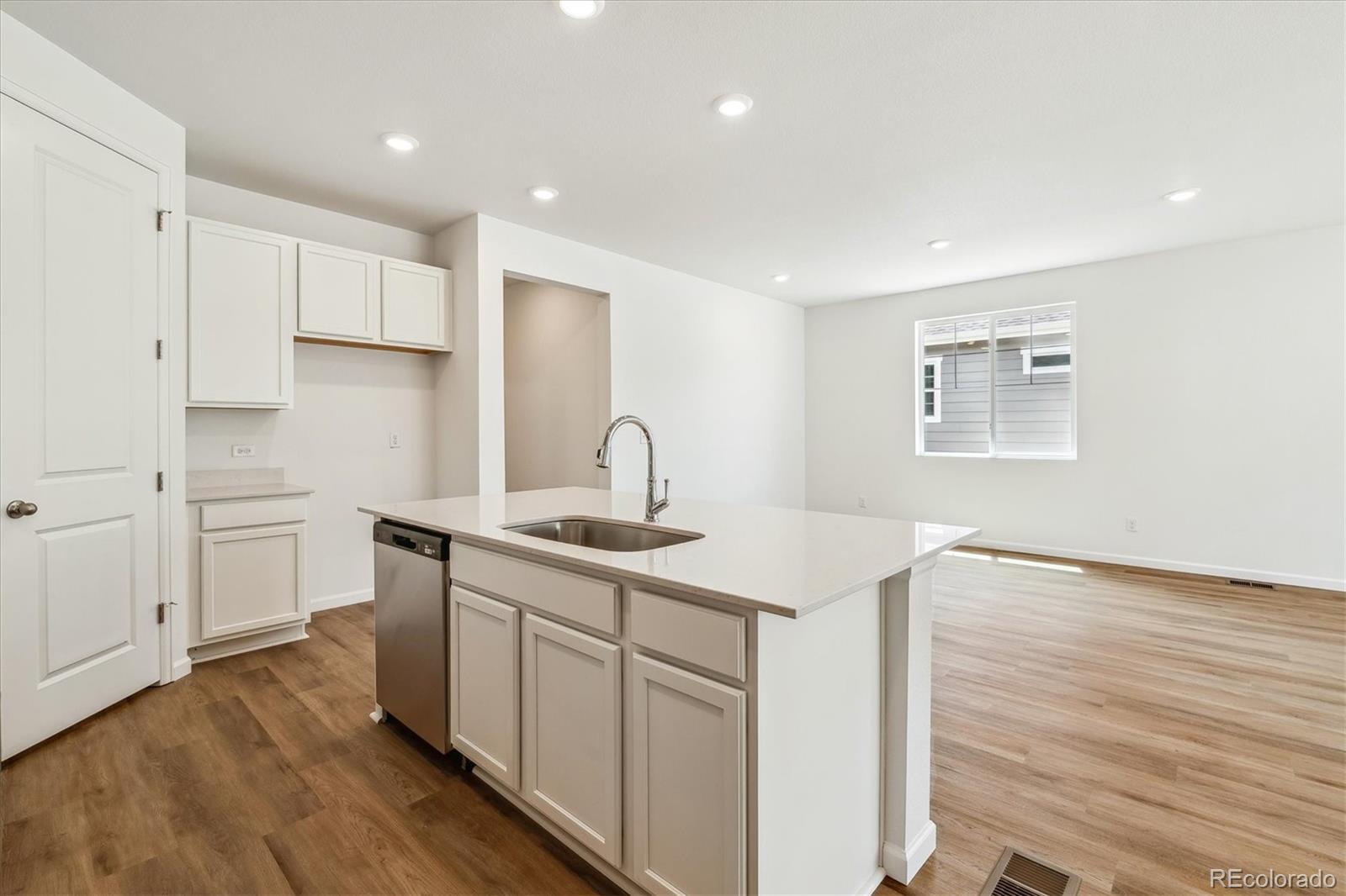 MLS Image #9 for 39171  anthony street,elizabeth, Colorado