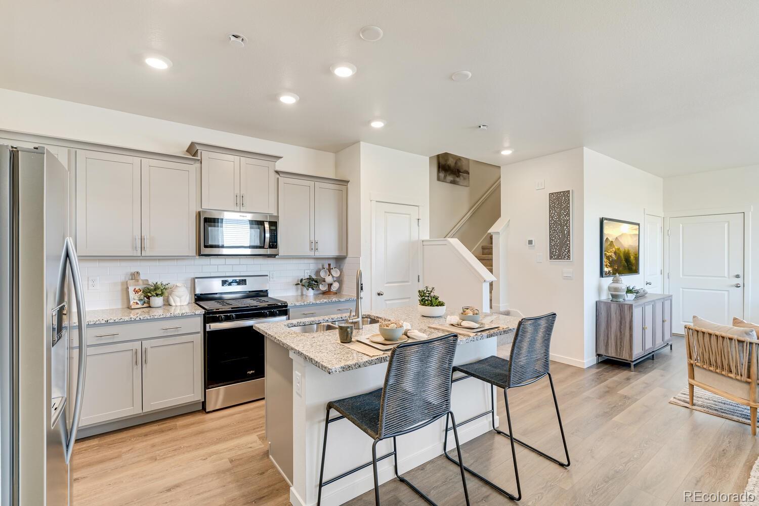 MLS Image #11 for 958  hoptree court,johnstown, Colorado