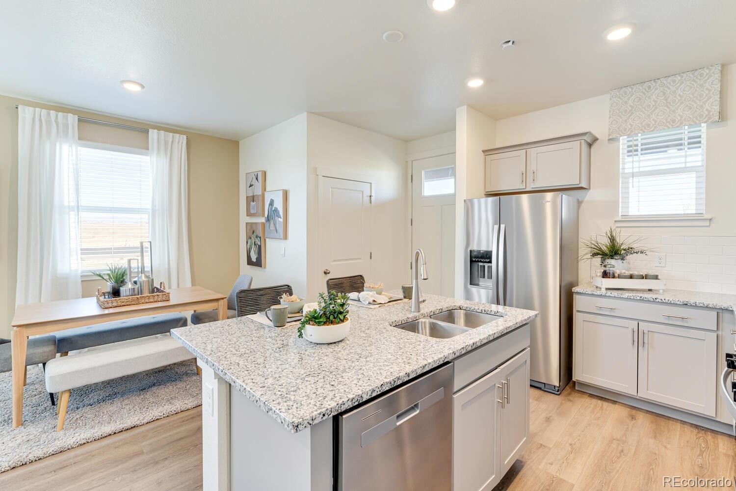 MLS Image #12 for 958  hoptree court,johnstown, Colorado
