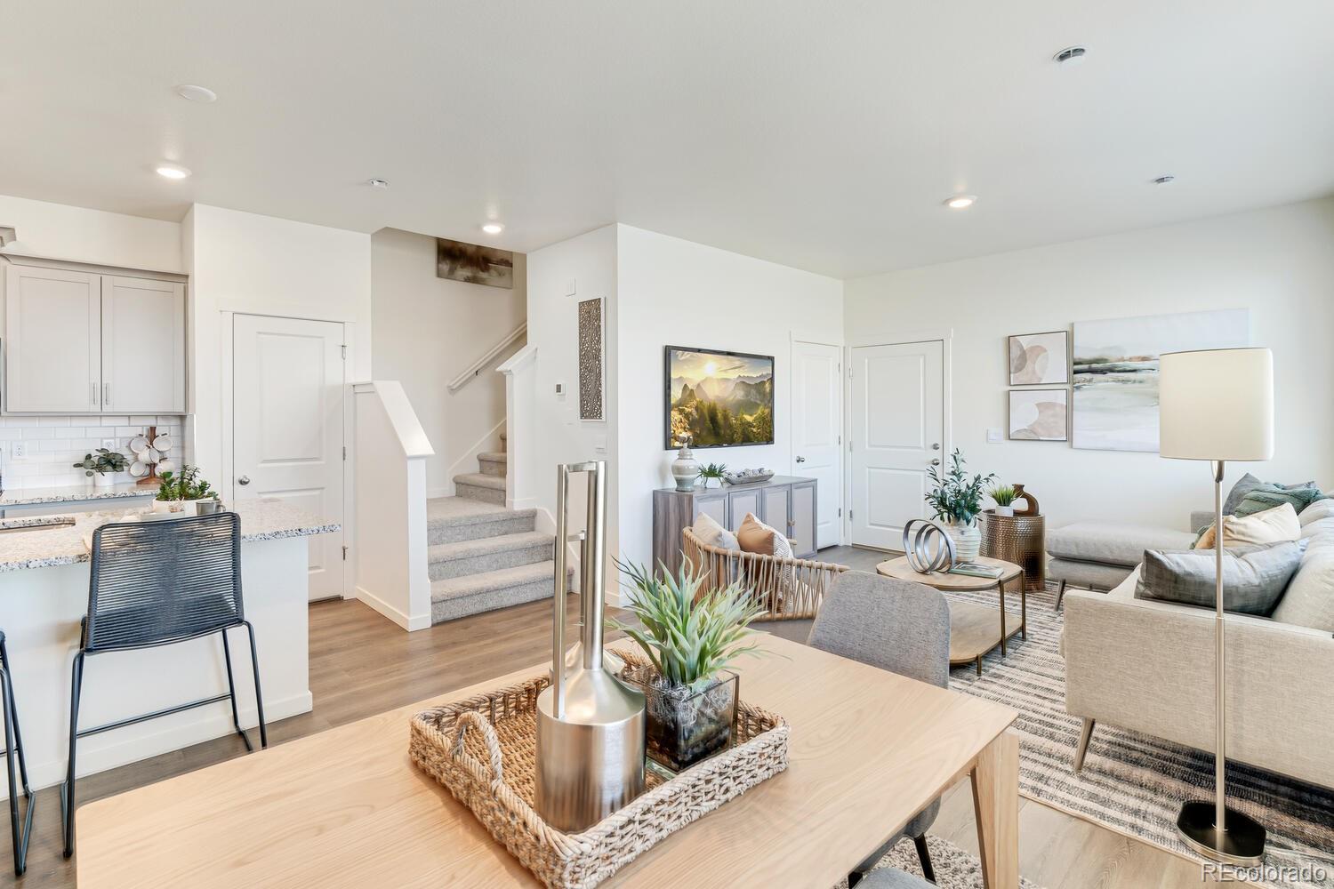 MLS Image #14 for 958  hoptree court,johnstown, Colorado
