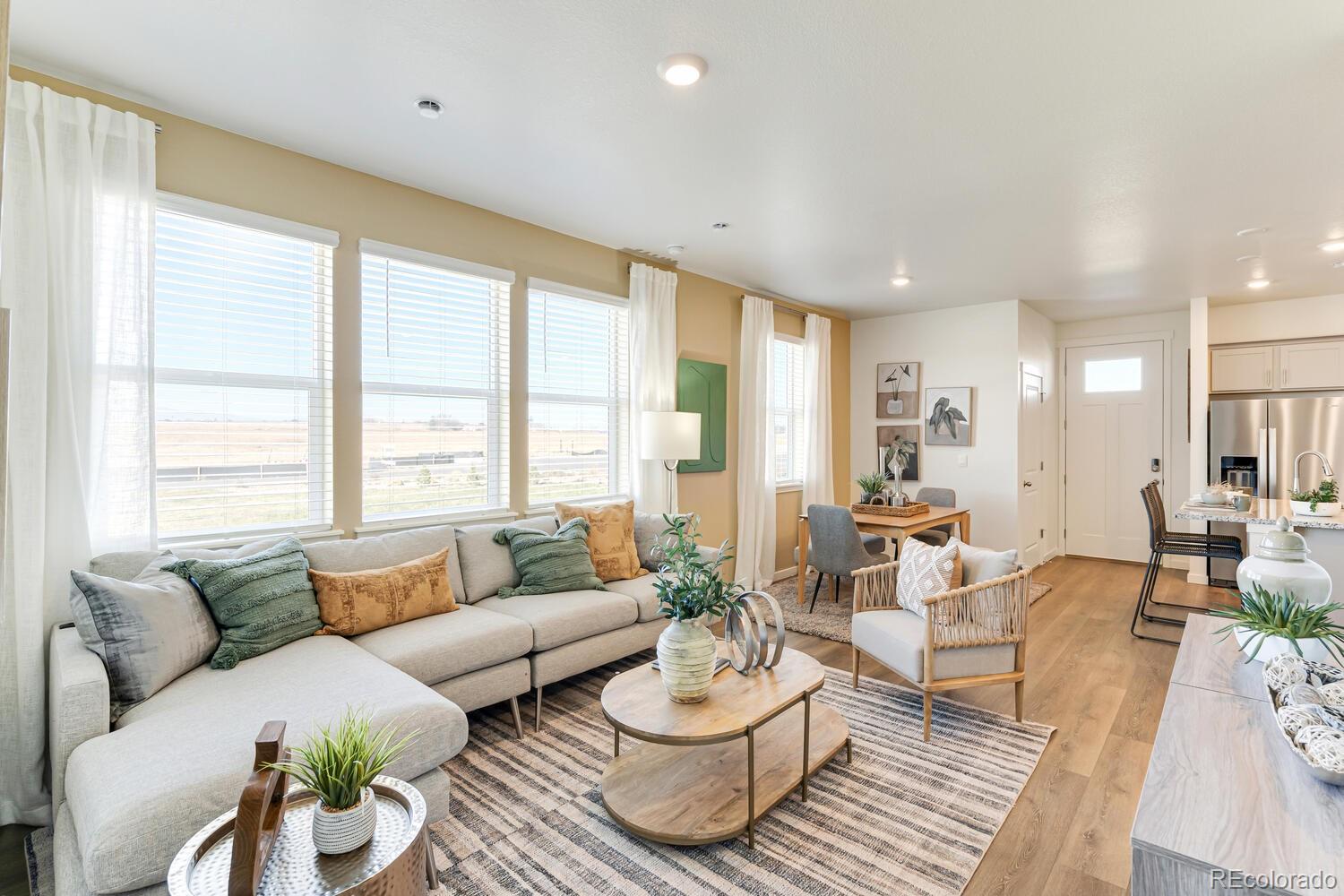 MLS Image #4 for 958  hoptree court,johnstown, Colorado