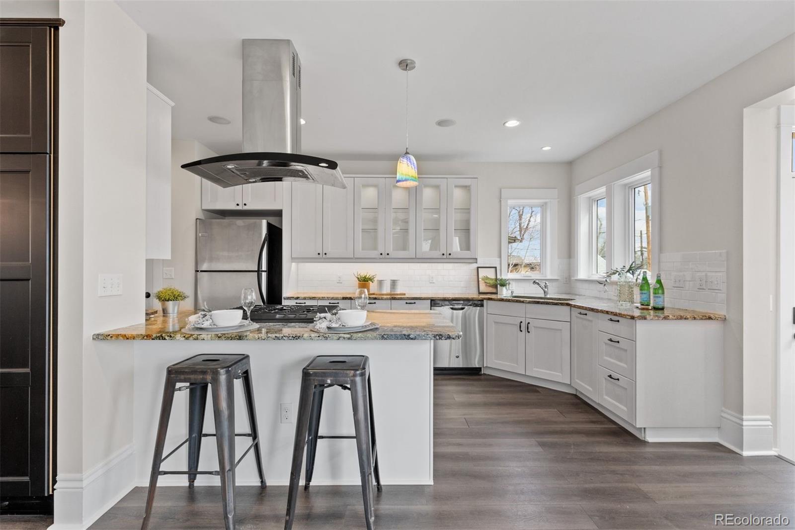 MLS Image #13 for 1562  madison street,denver, Colorado