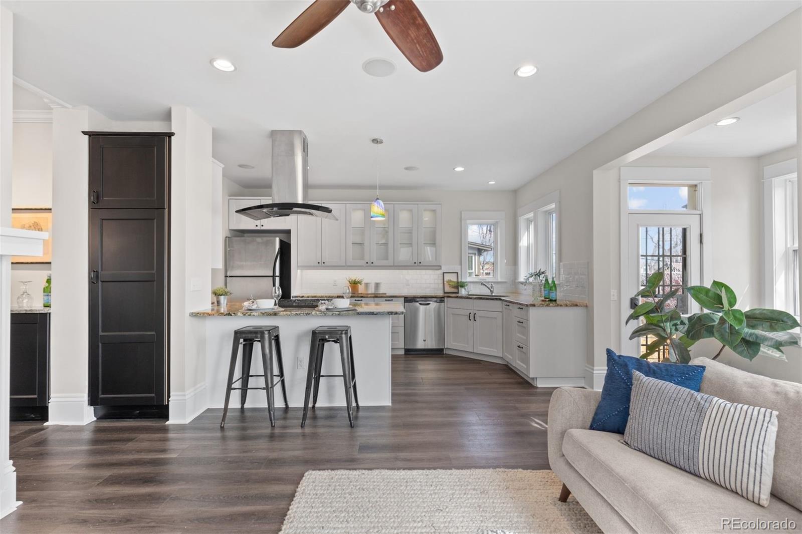 MLS Image #15 for 1562  madison street,denver, Colorado