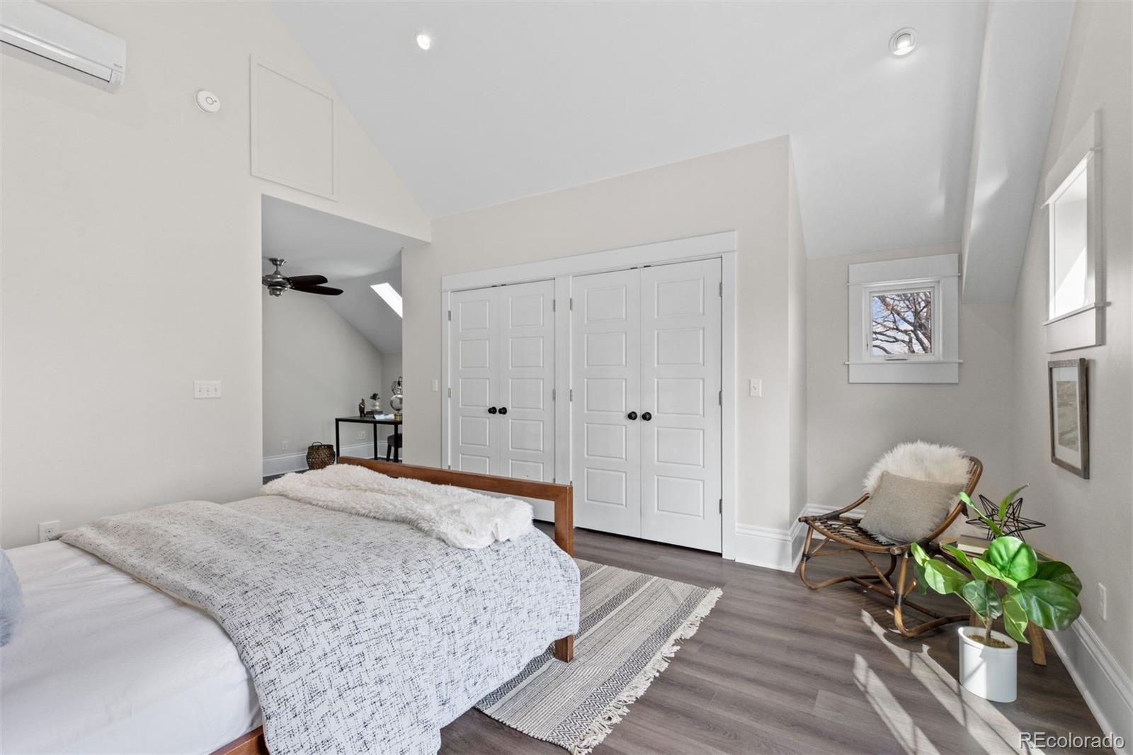 MLS Image #26 for 1562  madison street,denver, Colorado