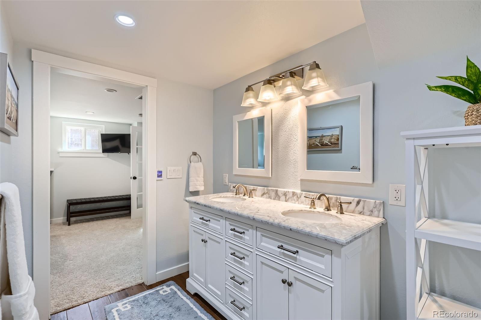 MLS Image #20 for 579 s sherman street,denver, Colorado
