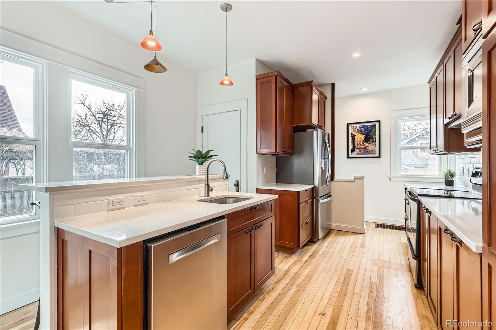 MLS Image #7 for 579 s sherman street,denver, Colorado