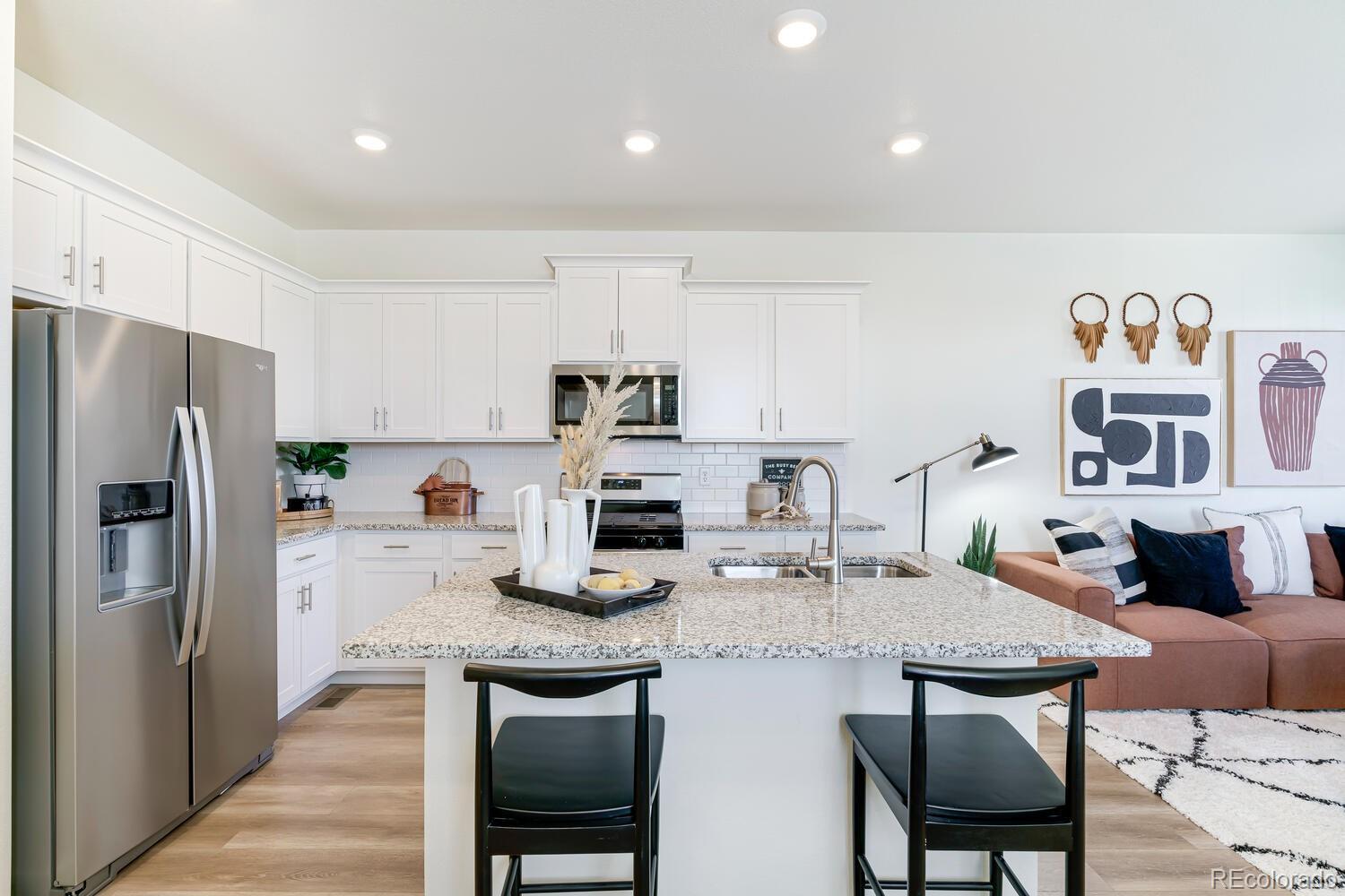 MLS Image #12 for 950  hoptree court,johnstown, Colorado