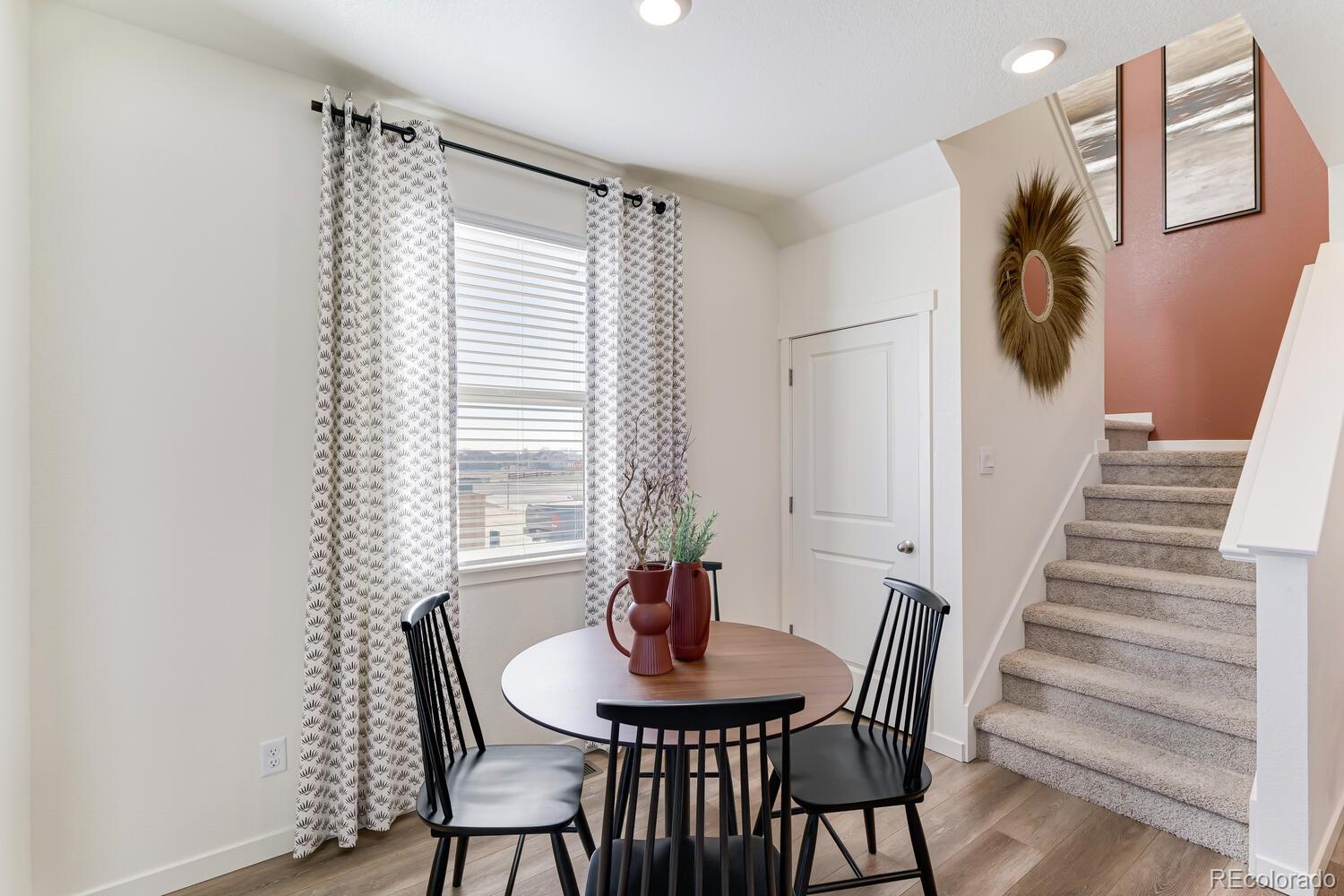 MLS Image #7 for 950  hoptree court,johnstown, Colorado