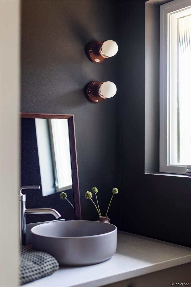 MLS Image #14 for 199 s ivy street,denver, Colorado
