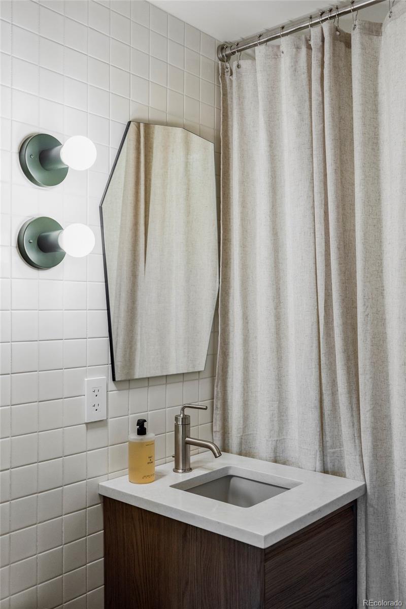 MLS Image #18 for 199 s ivy street,denver, Colorado