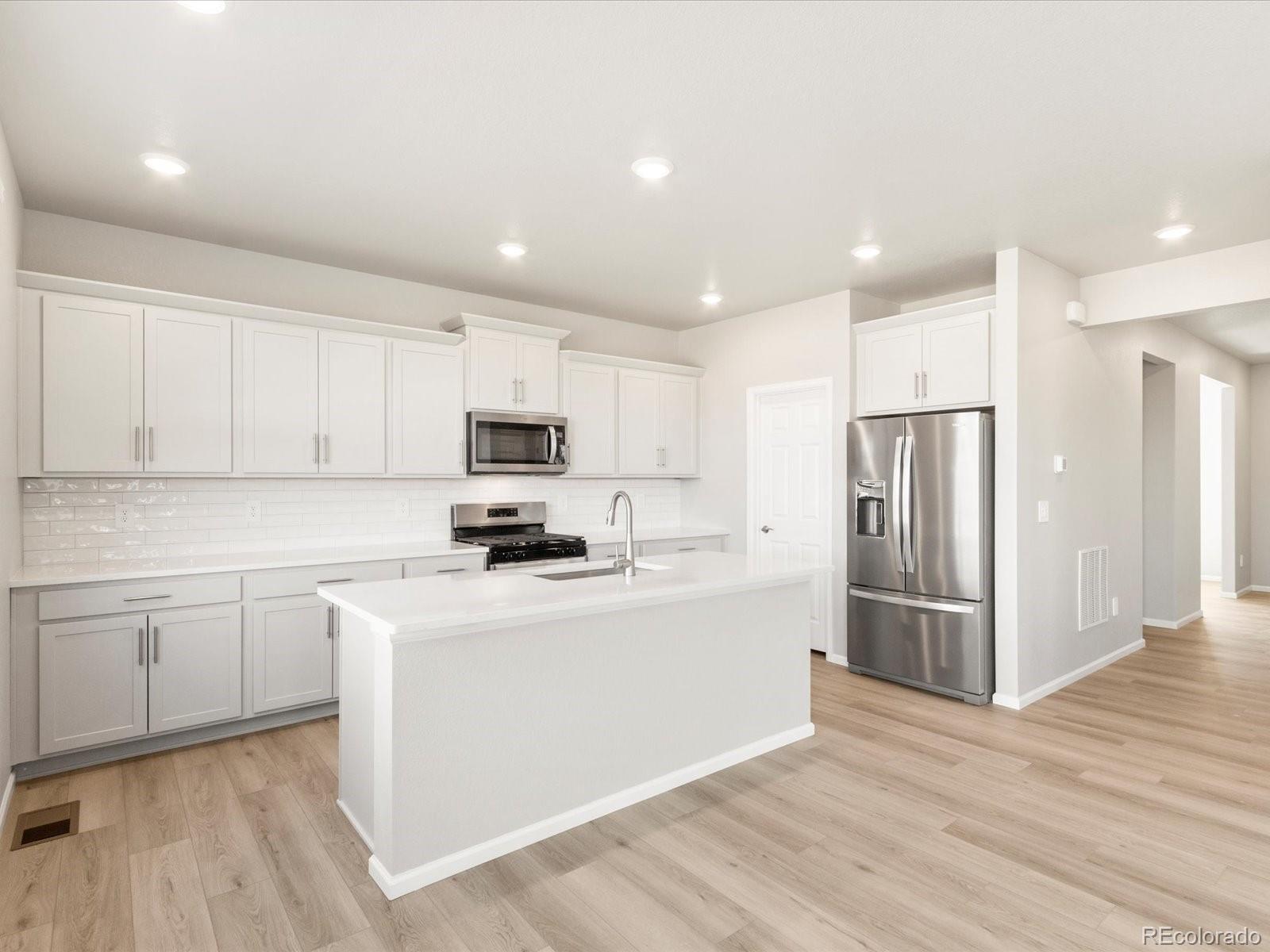 MLS Image #10 for 4659  goldflower drive,johnstown, Colorado