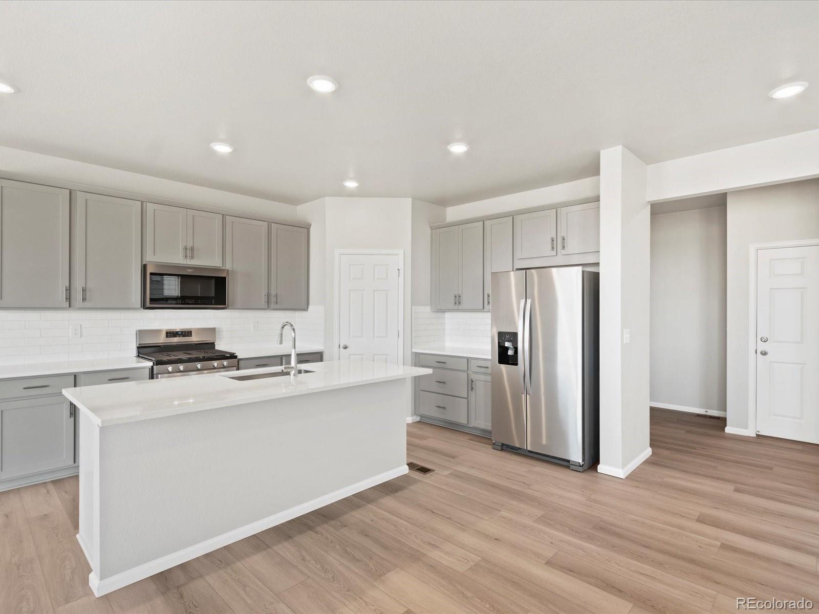MLS Image #13 for 614  97th avenue,greeley, Colorado