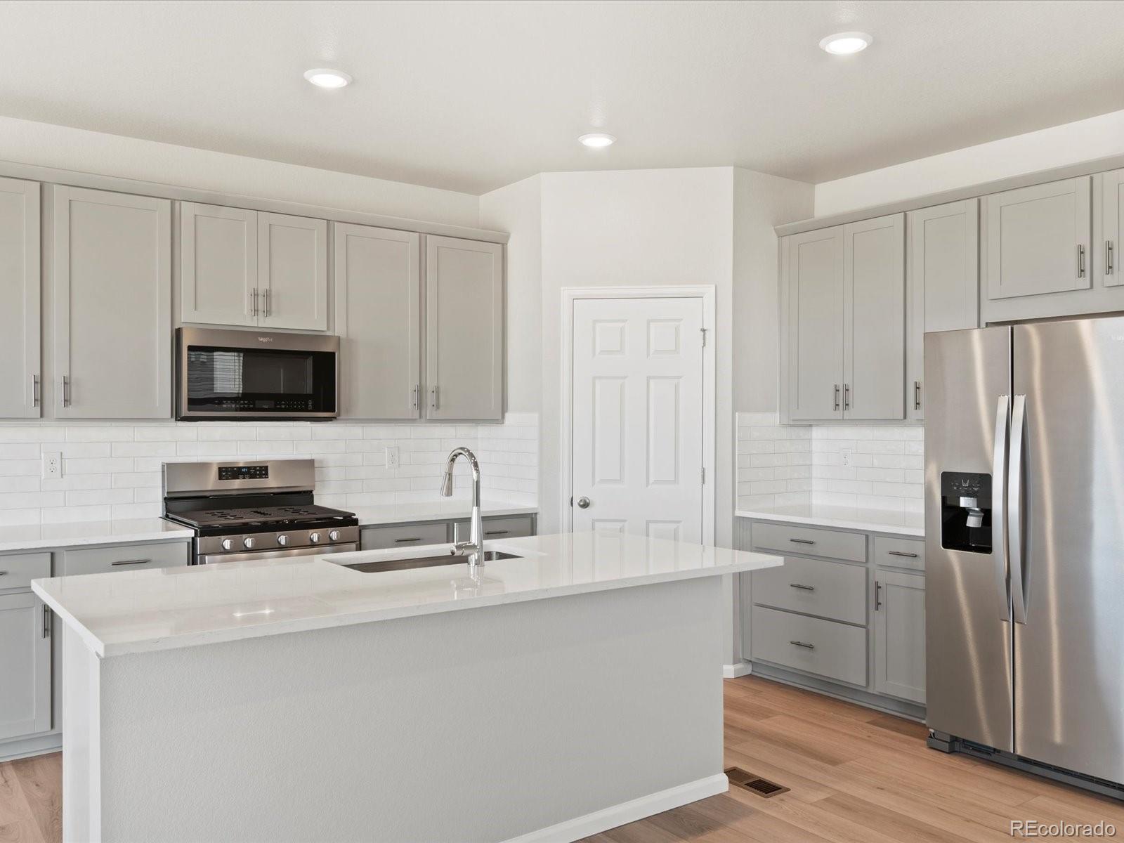 MLS Image #14 for 614  97th avenue,greeley, Colorado