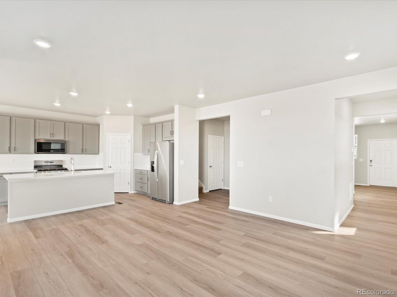 MLS Image #5 for 614  97th avenue,greeley, Colorado