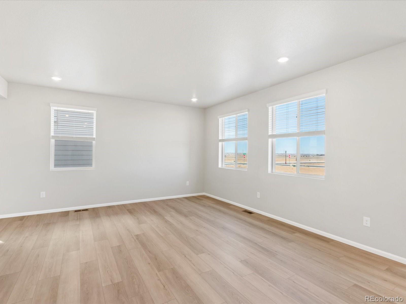 MLS Image #7 for 614  97th avenue,greeley, Colorado